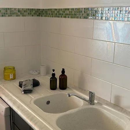 Indépendant Dans Maison Familiale * Etauliers